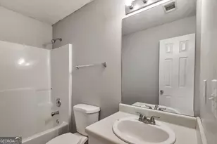 10744 Misty Meadows Ct, Hampton, GA 30228 - Photo 16