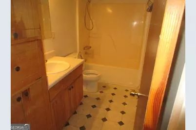 625 Strickland Road, Locust Grove, GA 30248 - Photo 8