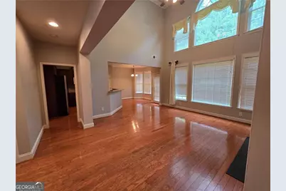 624 Maple Grove Way, Marietta, GA 30066 - Photo 4