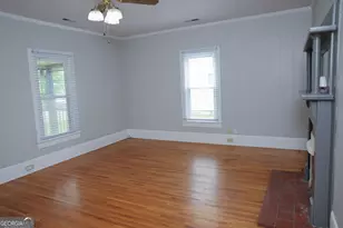 108 W 10th St, Chickamauga, GA 30707 - Photo 14