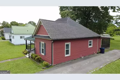 108 W 10th Street, Chickamauga, GA 30707 - Photo 6