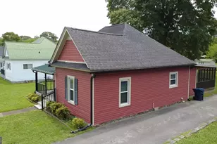 108 W 10th St, Chickamauga, GA 30707 - Photo 6