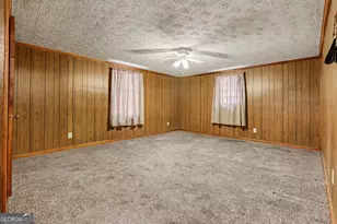 7019 Lake View Ln, Peachtree Corners, GA 30360 - Photo 20