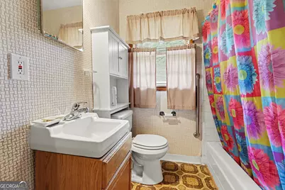 7019 Lakeview Lane, Peachtree Corners, GA 30360 - Photo 16