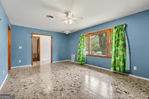 7019 Lake View Ln, Peachtree Corners, GA 30360 - Photo 8