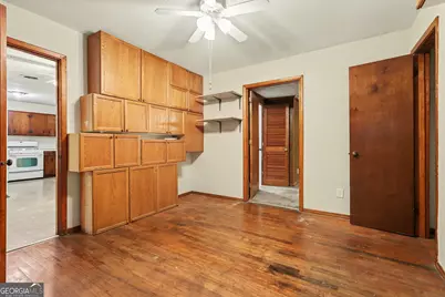 7019 Lakeview Lane, Peachtree Corners, GA 30360 - Photo 18