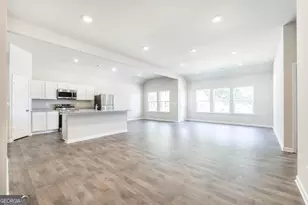 303 Georgian Walk, Byron, GA 31008 - Photo 10