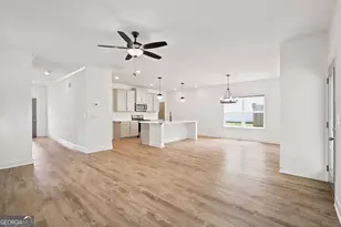 2965 Vinca Dr, Buford, GA 30519 - Photo 4