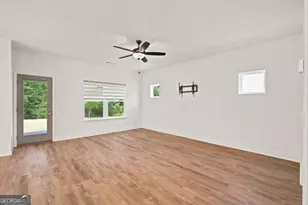 2965 Vinca Dr, Buford, GA 30519 - Photo 6