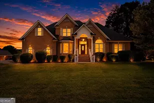 175 Hampstead Manor, Fayetteville, GA 30214 - Photo 2
