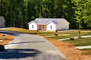 74 Lyla Ln, Canon, GA 30520 - Photo 2
