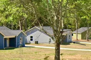 49 Lyla Ln, Canon, GA 30520 - Photo 1