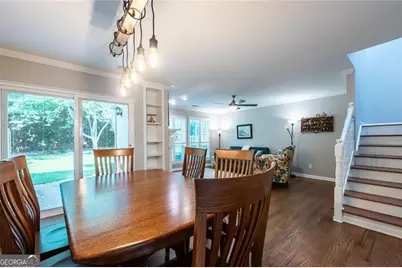 6391 Hawthorne Terrace, Peachtree Corners, GA 30092 - Photo 2