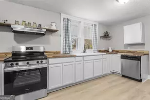 373 S Main St, Pembroke, GA 31321 - Photo 12