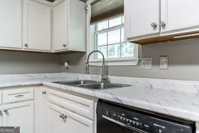 504 Falkirk Drive, Warner Robins, GA 31088 - Photo 8
