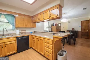 102 Yellow Blf Trce, Saint Marys, GA 31558 - Photo 10