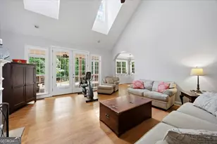 201 Manor Ct, Forsyth, GA 31029 - Photo 4