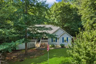 87 Tremont St, Sharpsburg, GA 30277 - Photo 2