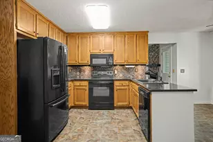87 Tremont St, Sharpsburg, GA 30277 - Photo 14