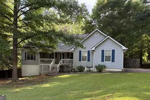 87 Tremont St, Sharpsburg, GA 30277 - Photo 1