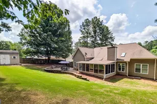 135 Cold Harbor Ct, Sharpsburg, GA 30277 - Photo 4
