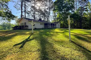 3729 Duncan Bridge Rd, Cornelia, GA 30531 - Photo 36