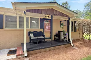 115 Tyus St, Barnesville, GA 30204 - Photo 2