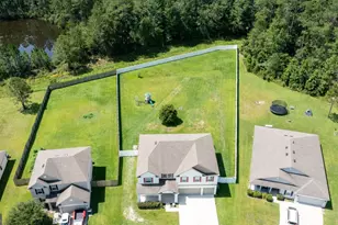 118 Walnut Wy, Kingsland, GA 31548 - Photo 2