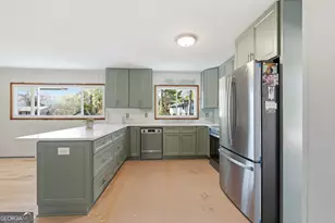 117 Glencrest Dr, Toccoa, GA 30577 - Photo 6