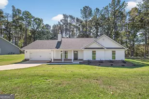 408 Seashell Ct, Statham, GA 30666 - Photo 2