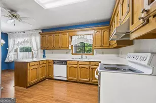 1192 Lakeview Rd, Grayson, GA 30017 - Photo 20