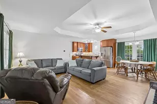 266 Lagrange St, Newnan, GA 30263 - Photo 8