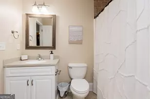 402 Avondale Cir, Warner Robins, GA 31088 - Photo 52