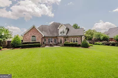 402 Avondale Circle, Warner Robins, GA 31088 - Photo 2