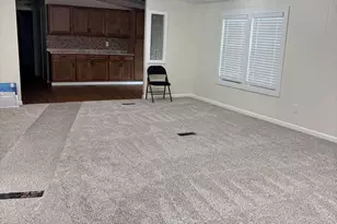 509 Emory Ln, Loganville, GA 30052 - Photo 2