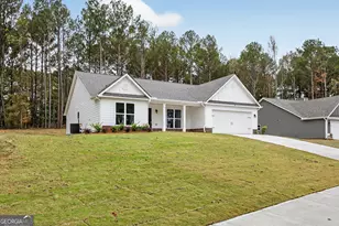 428 Seashell Ct, Statham, GA 30666 - Photo 2