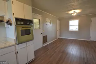 50 Wallace Cir, Eastman, GA 31023 - Photo 16