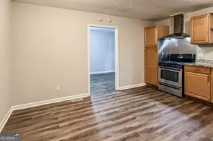 3186 Pilgrims Dr, Douglasville, GA 30135 - Photo 8