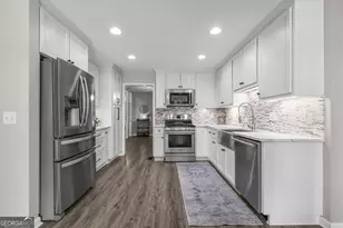 1154 River Dr SW, Darien, GA 31305 - Photo 16
