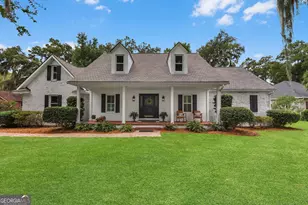 1154 River Dr SW, Darien, GA 31305 - Photo 1