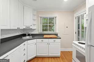 129 Parkside Cir, Decatur, GA 30030 - Photo 16