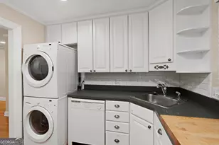 129 Parkside Cir, Decatur, GA 30030 - Photo 18