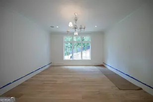 500 Emily Reed Ln, Atlanta, GA 30342 - Photo 8