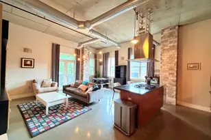 206 11th St NE, Atlanta, GA 30309 - Photo 4