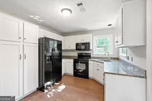 131 Diamond Dr, Athens, GA 30605 - Photo 14