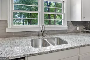 6171 Collins St, Covington, GA 30014 - Photo 8
