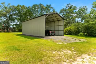 334 W Pine St, Metter, GA 30439 - Photo 42