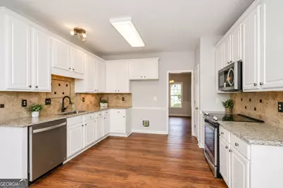 3380 Maple Terrace Drive, Suwanee, GA 30024 - Photo 4
