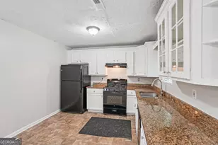 7335 Connell Rd, Fairburn, GA 30213 - Photo 10