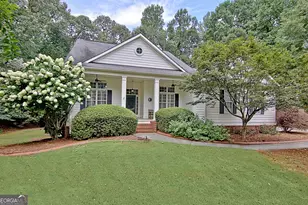 68 Cove Dr, Newnan, GA 30263 - Photo 2